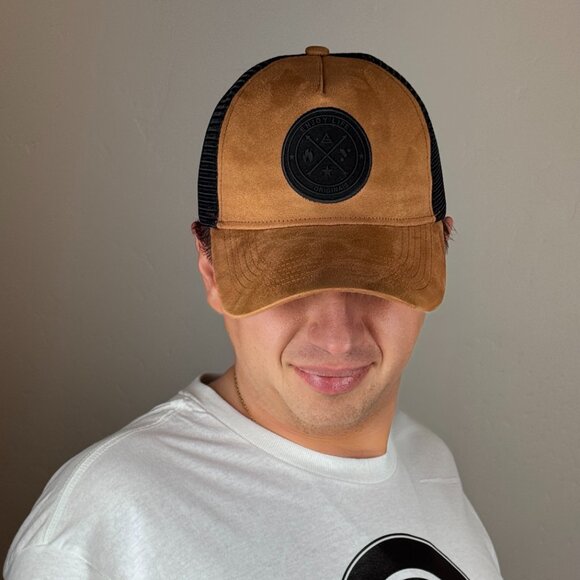 Men's & Women's Urban Baseball Cap – Stylish & Adjustable - Picture 2 of 7